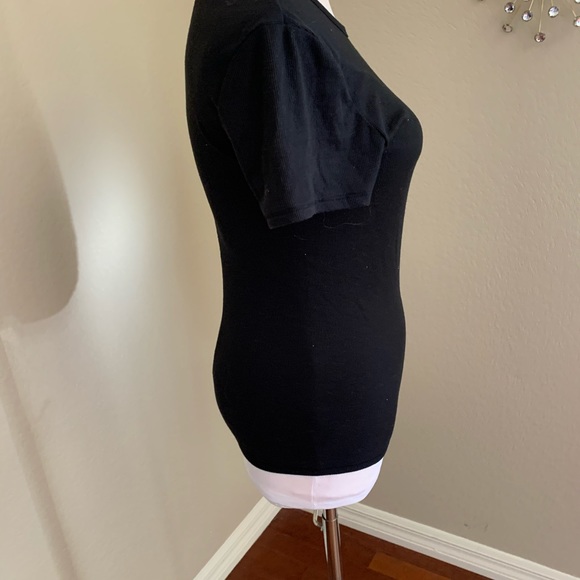 🔥🔥🔥Pink VS ribbed shirt 👚 size Small - Picture 2 of 5